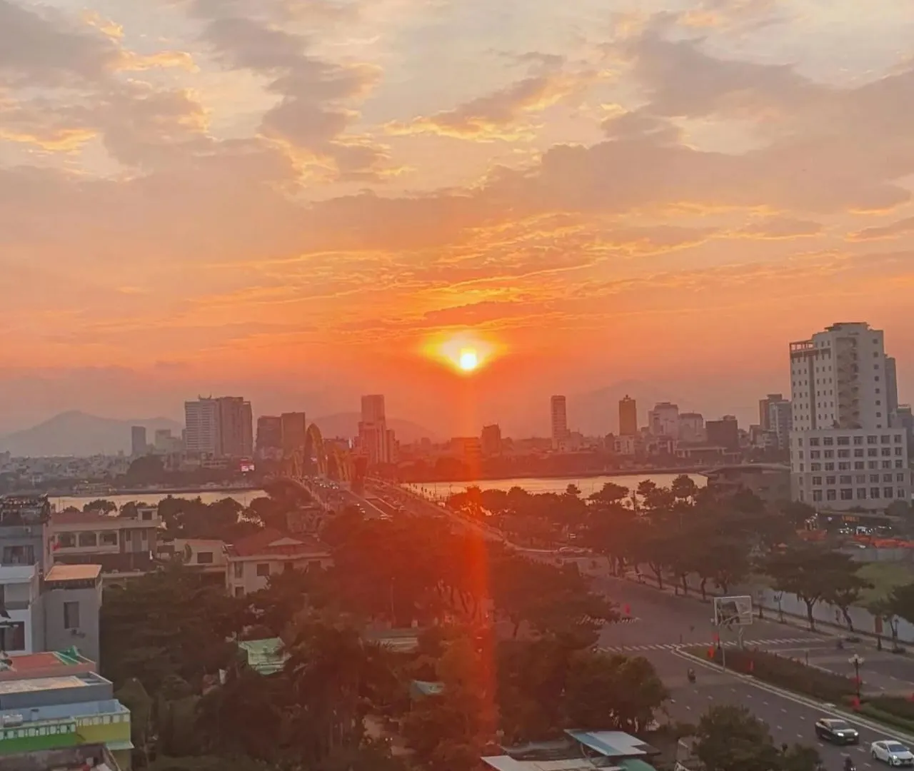 Cali Hotel Books Da Nang 0*,