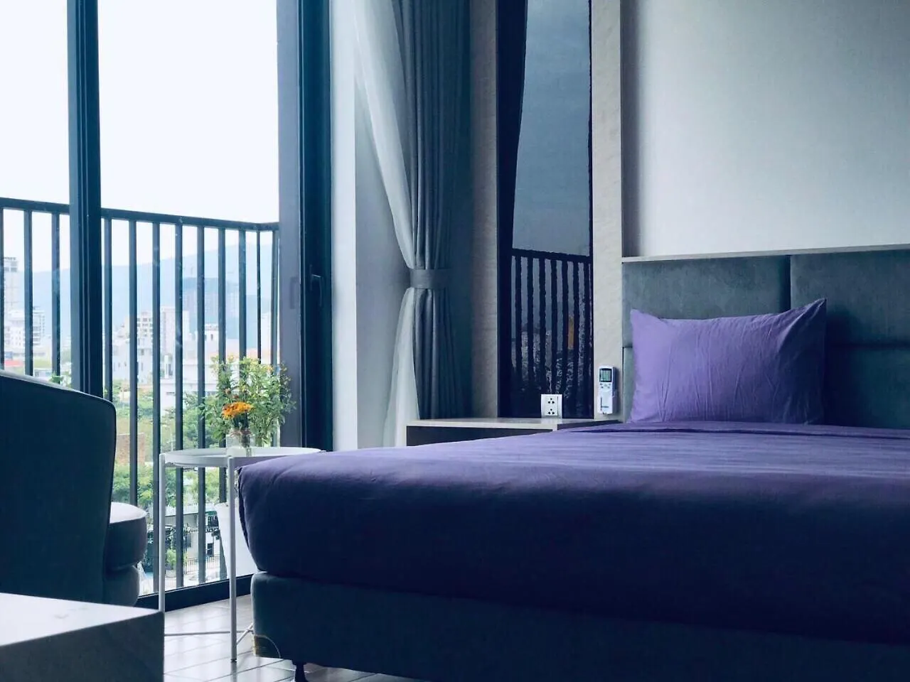 Cali Hotel Books Da Nang 0*,